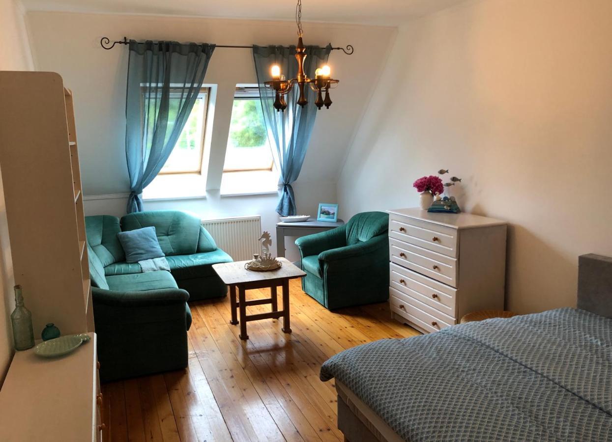 Capri Apartman Еґер Екстер'єр фото
